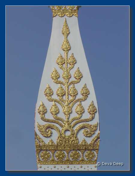 That Phanom Wat Phra TP 20031221-05